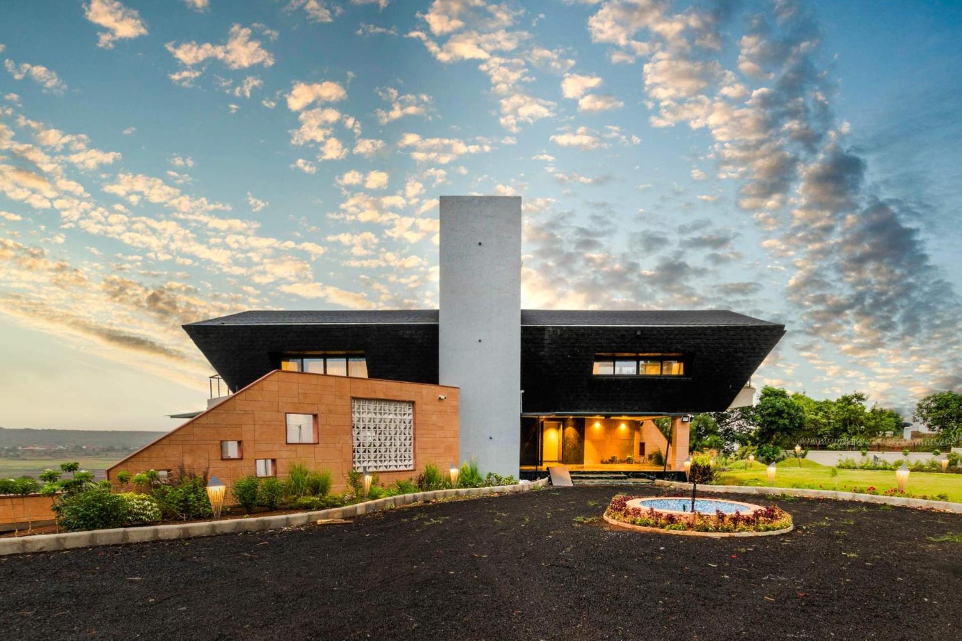 Pearl Lakeview Mansion By Stayvista - Lakeside Villa With Infinity Pool, Jacuzzi, In-House Theatre & Games Room Igatpuri Kültér fotó