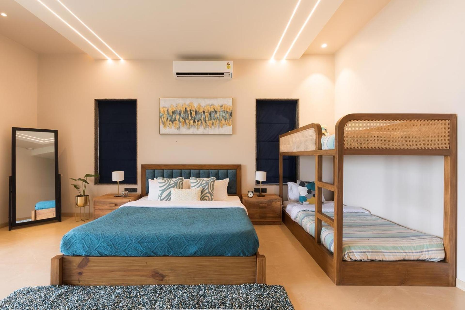 Pearl Lakeview Mansion By Stayvista - Lakeside Villa With Infinity Pool, Jacuzzi, In-House Theatre & Games Room Igatpuri Kültér fotó